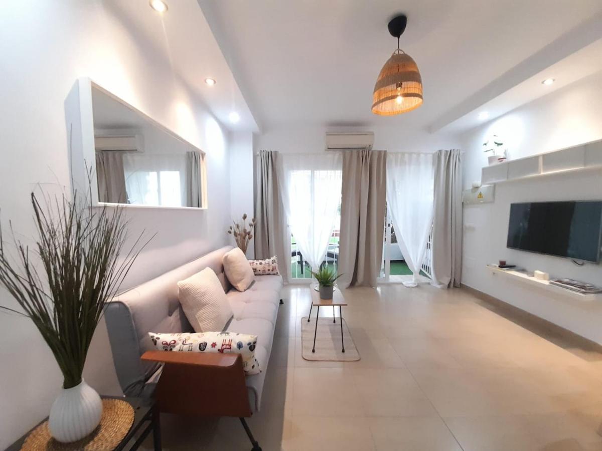 Cozy 1 Bedroom With 2 Pools & Tennis Court