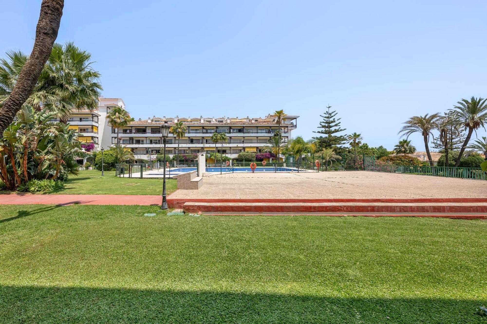 Cozy 1 Bedroom With 2 Pools & Tennis Court Appartement