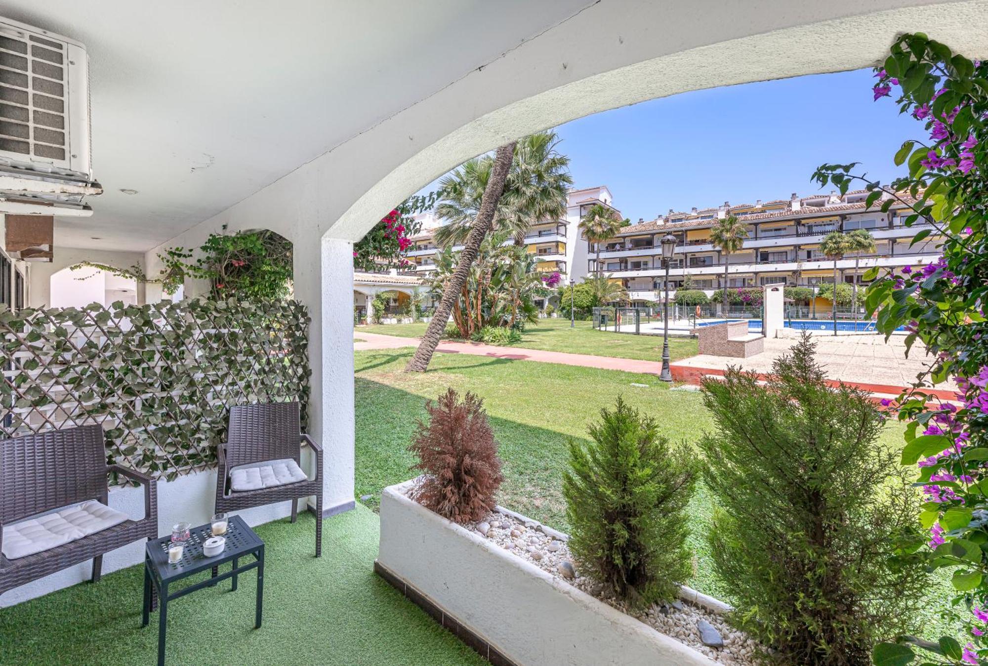 Cozy 1 Bedroom With 2 Pools & Tennis Court Appartement *