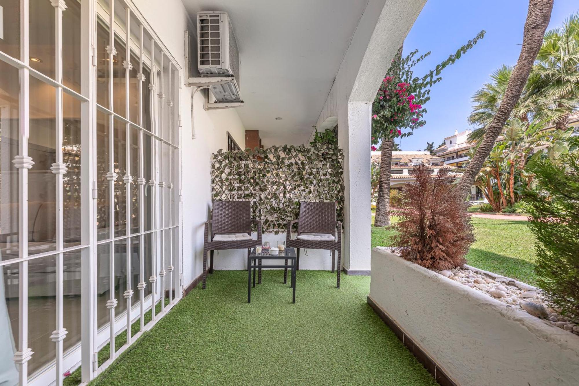 Cozy 1 Bedroom With 2 Pools & Tennis Court *